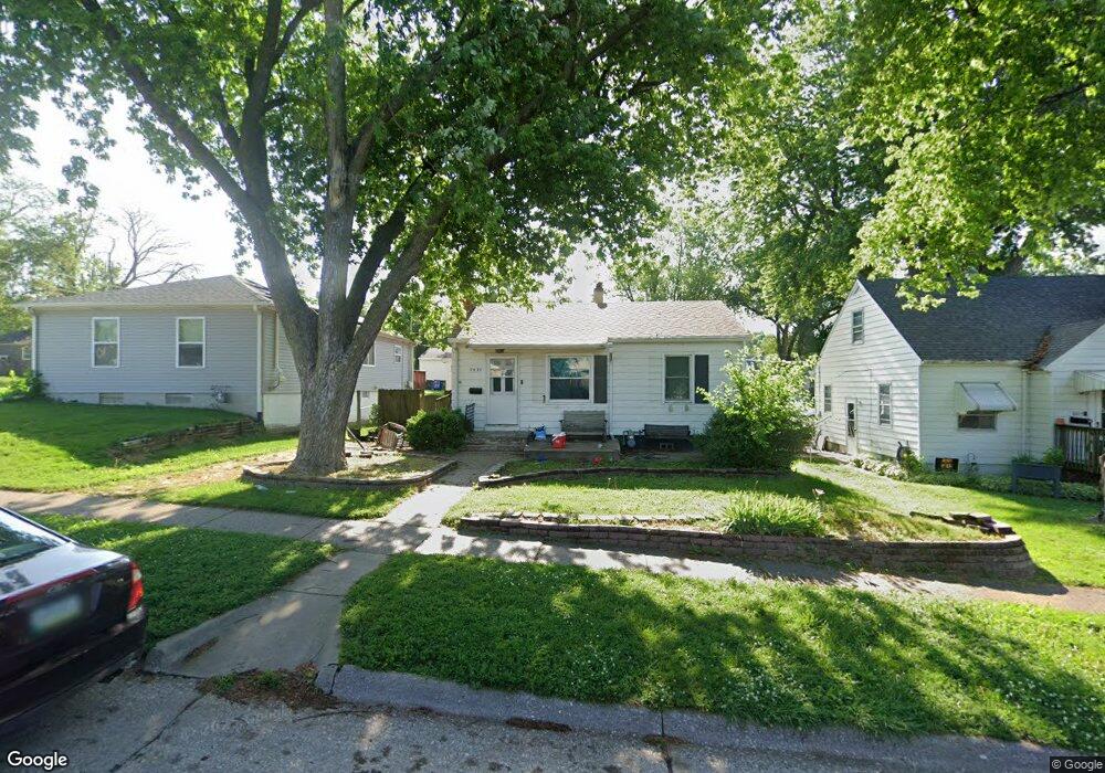 3433 N Sturdevant St, Davenport, IA 52806 - photo 1
