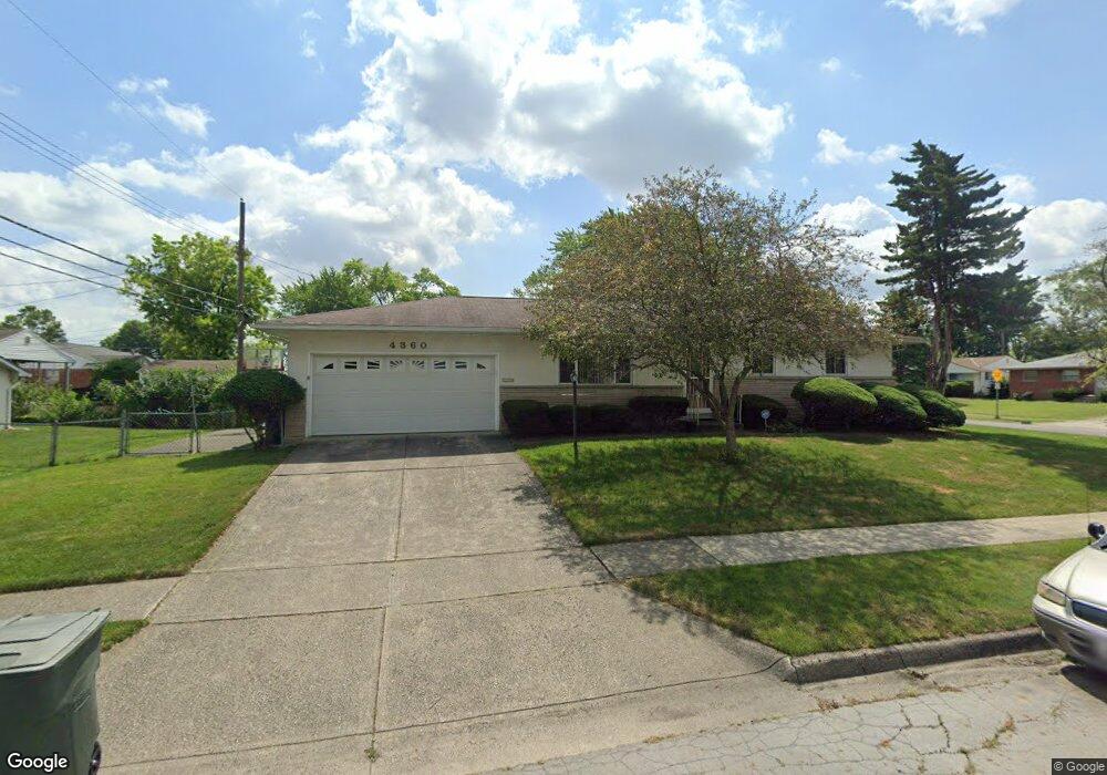 4360 Kenfield Rd, Columbus, OH 43224 - photo 1