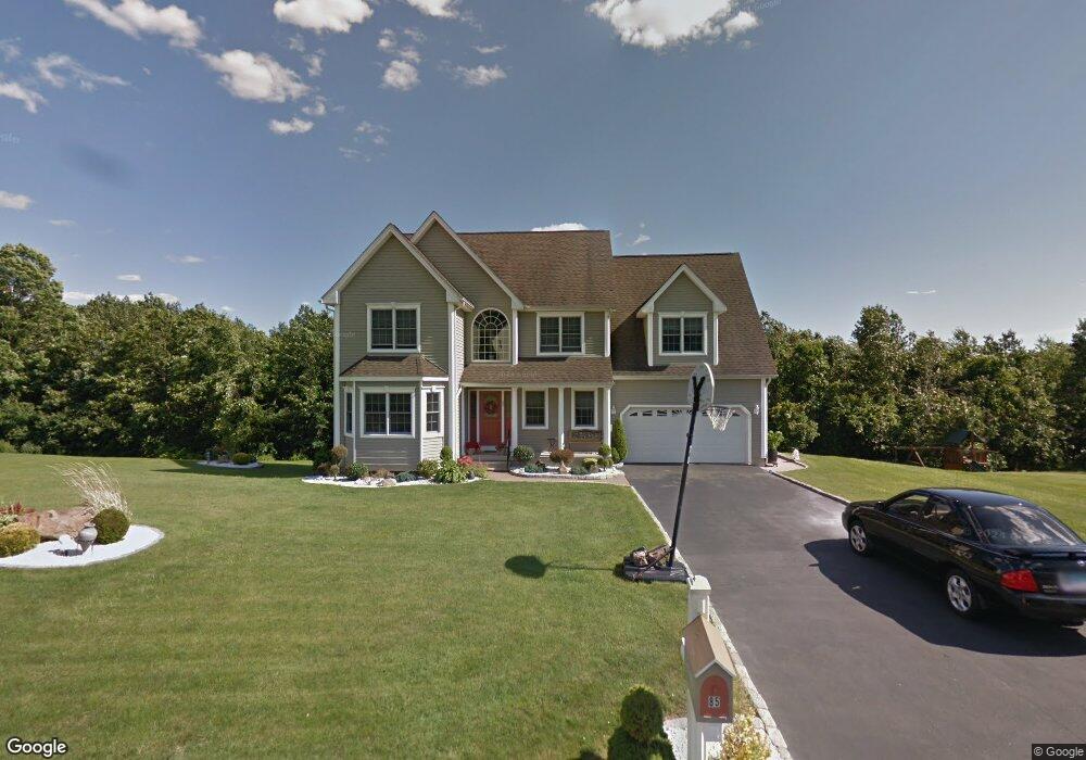 85 Rockledge Dr, Newington, CT 06111 - photo 1