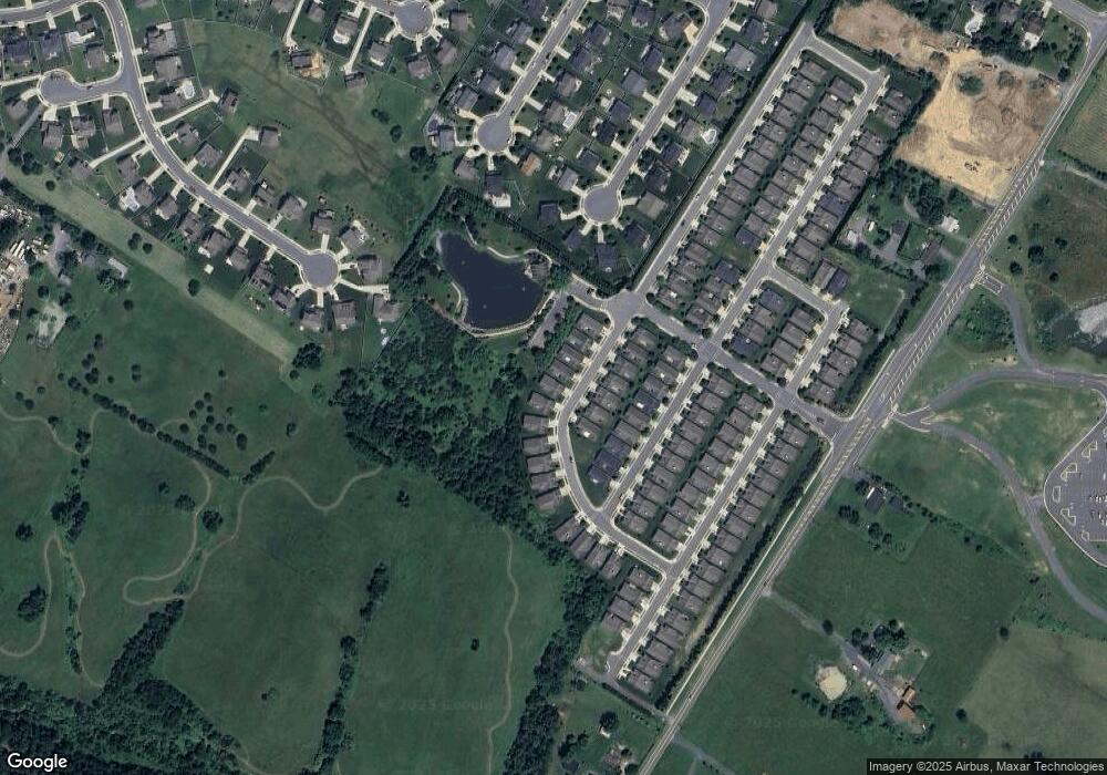 110 Bleeding Heart Dr, White Post, VA 22663 - photo 1