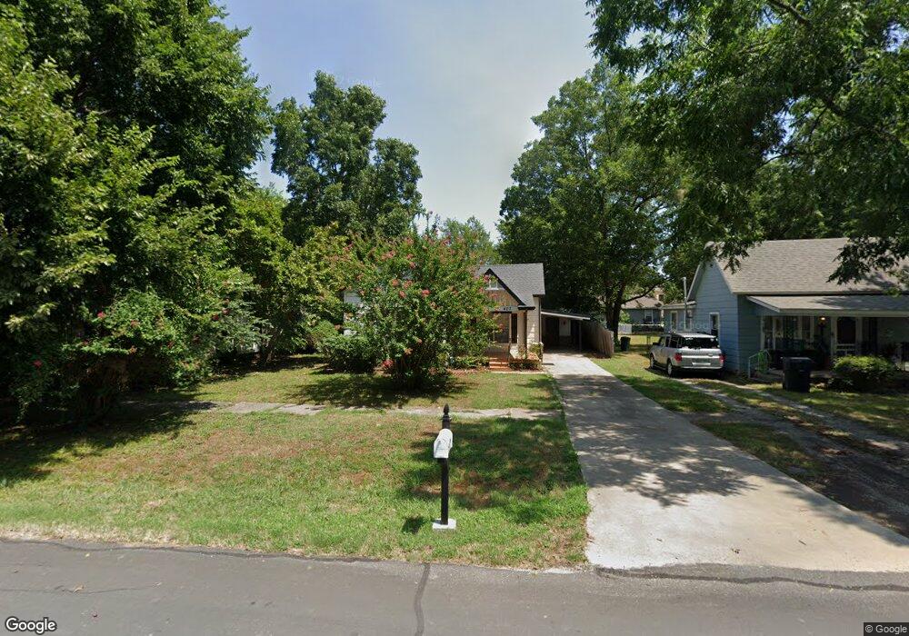 420 E 1st St, Claremore, OK 74017 - photo 1