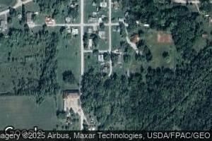 101 E High St, Floris, IA 52560