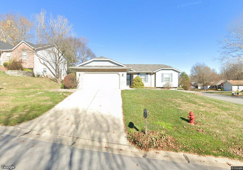 70 Hillsborough Ave, Glen Carbon, IL 62034 - photo 1