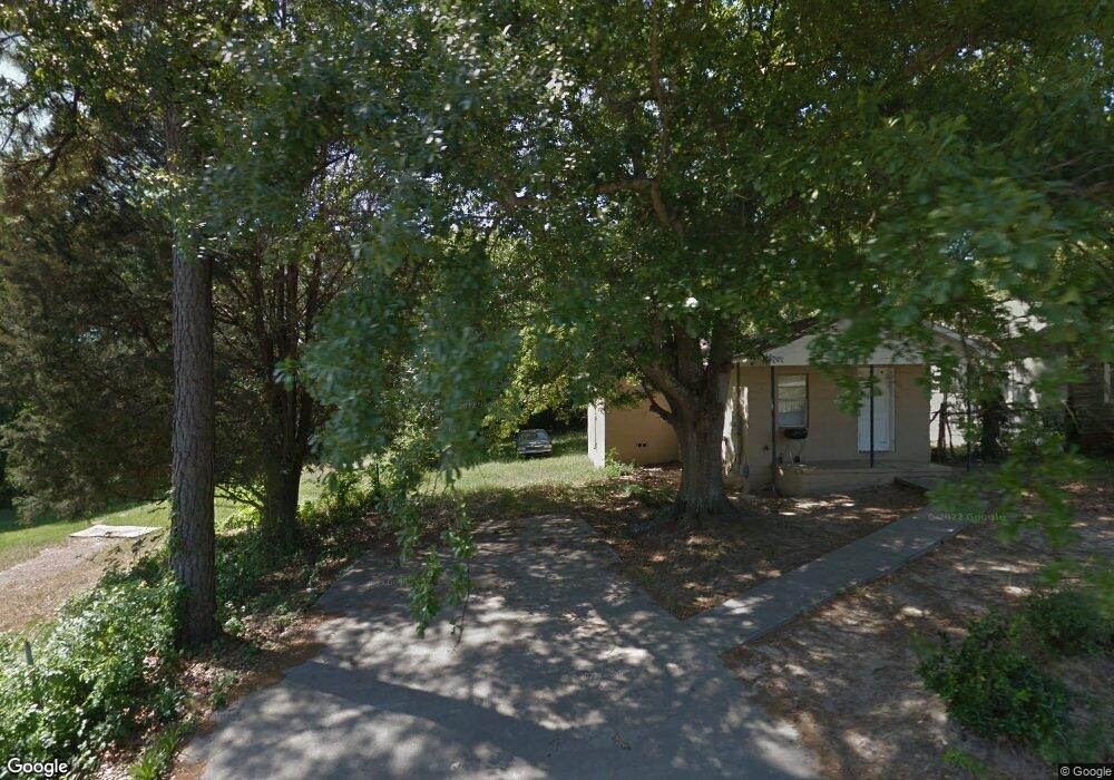 1071 Dennis St, Macon, GA 31217 - photo 1