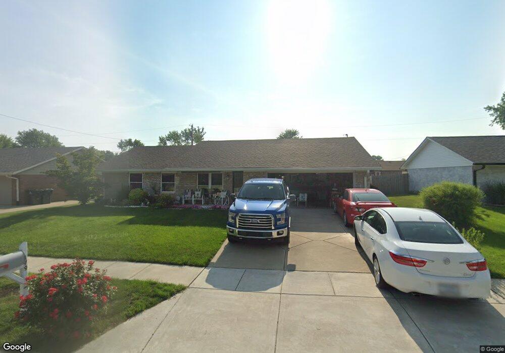 179 Briar Hill Dr, Whiteland, IN 46184 - photo 1