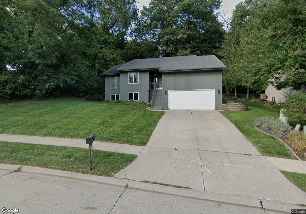 1716 Whitters Way NW, Cedar Rapids, IA 52405 - photo 1