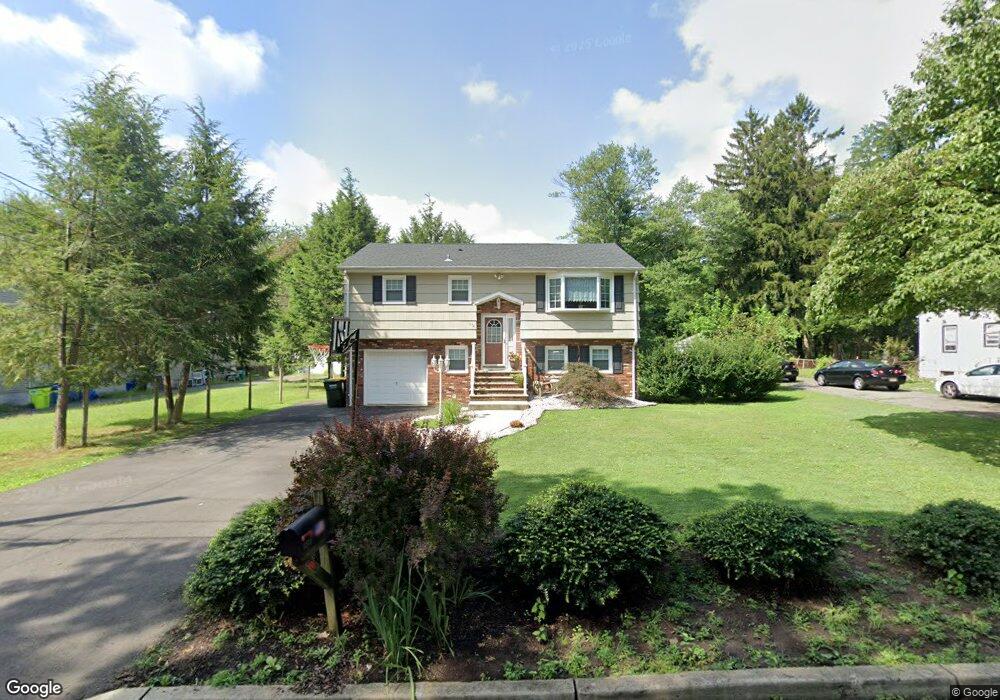 127A Mountain Pkwy, Green Brook, NJ 08812 - photo 1