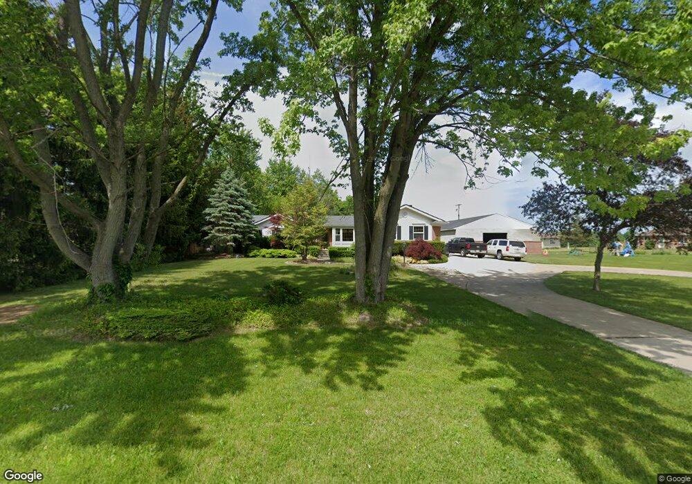 2282 W Labo Rd, Carleton, MI 48117 - photo 1