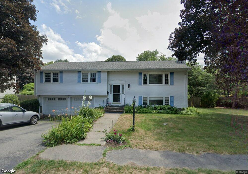 77 Border Rd, Needham, MA 02492 - photo 1