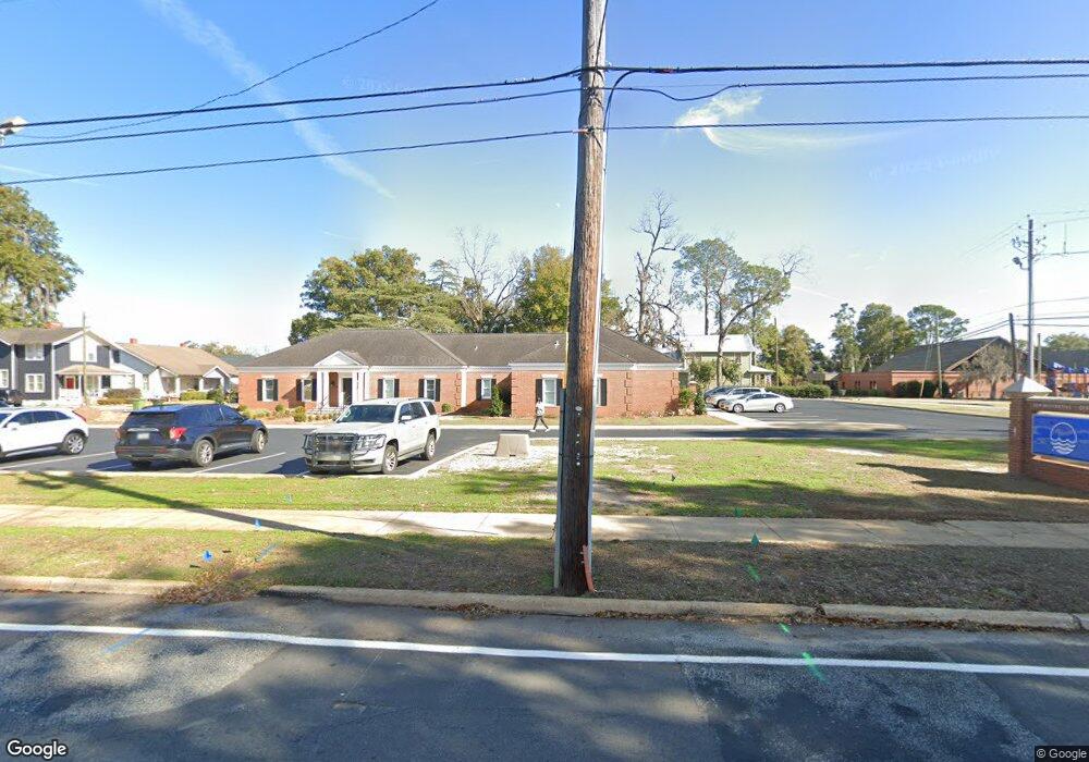 331 E Broughton St, Bainbridge, GA 39817 - photo 1