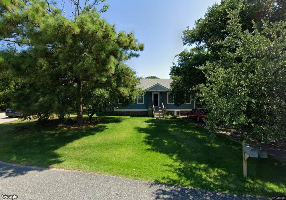 705 Fox St, Kill Devil Hills, NC 27948 - photo 1