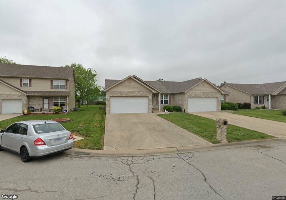 209 Alamosa Dr, Freeburg, IL 62243 - photo 1