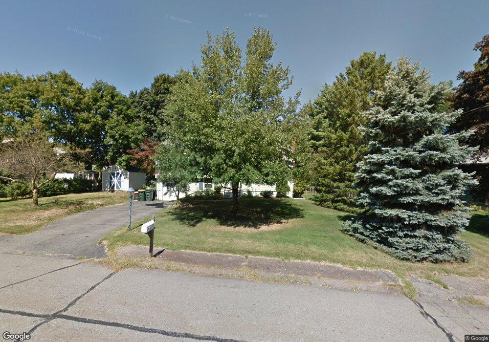 13 Meadow Pkwy, Franklin, MA 02038 - photo 1