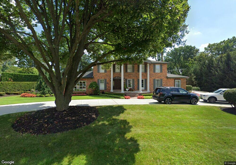 944 Stuyvessant Rd, Bloomfield Hills, MI 48301 - photo 1