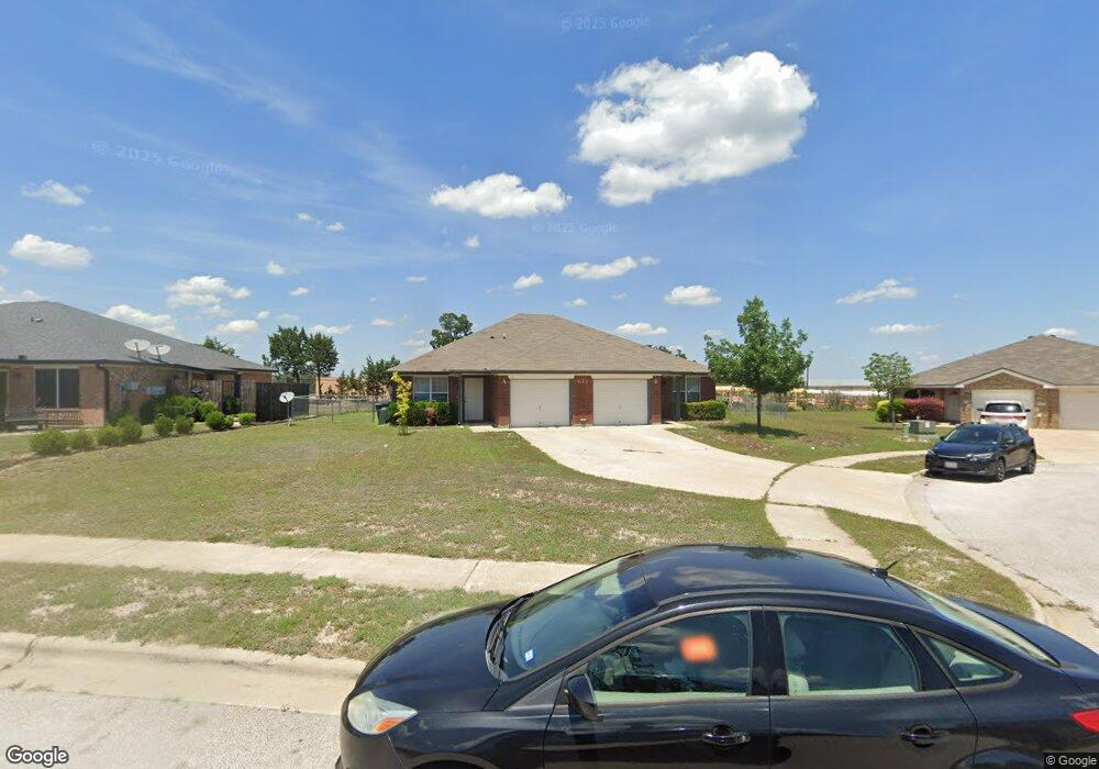 613 Bermuda unit 613, Copperas Cove, TX 76522 - photo 1