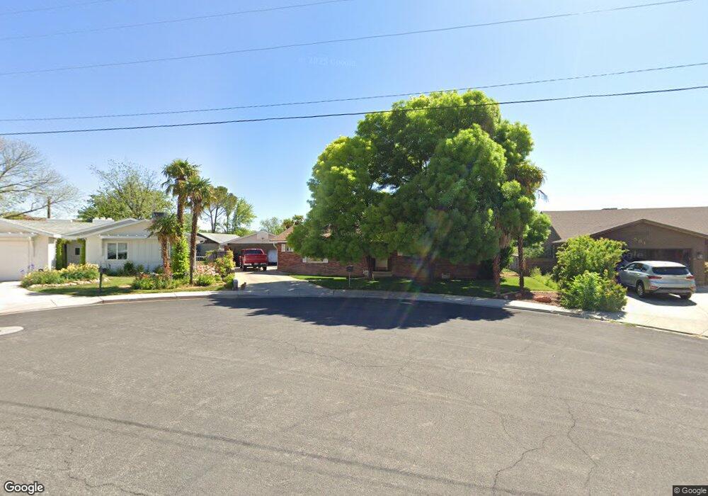 547 S 50 West Cir, Saint George, UT 84770 - photo 1