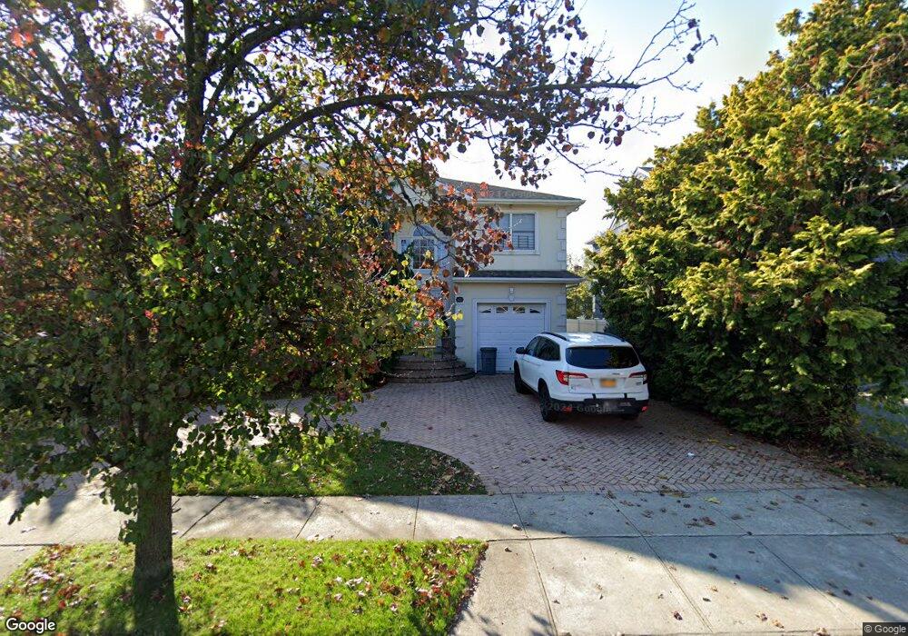 43 Maple Ave, Cedarhurst, NY 11516 - photo 1