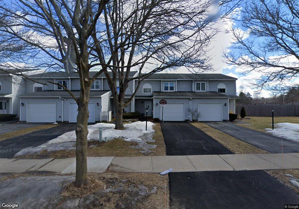 22 Tompion La, Saratoga Springs, Inside, NY 12866 - photo 1