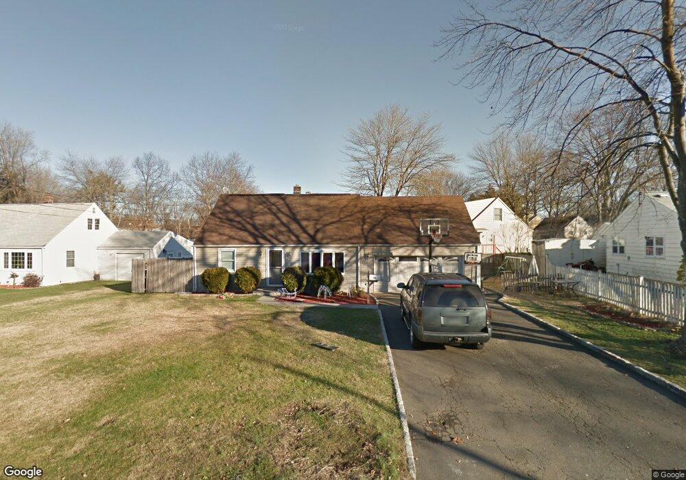 14 Hawthorne Dr, Norwalk, CT 06851 - photo 1