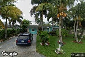 901 Pine Tree Dr, Lantana, FL 33462