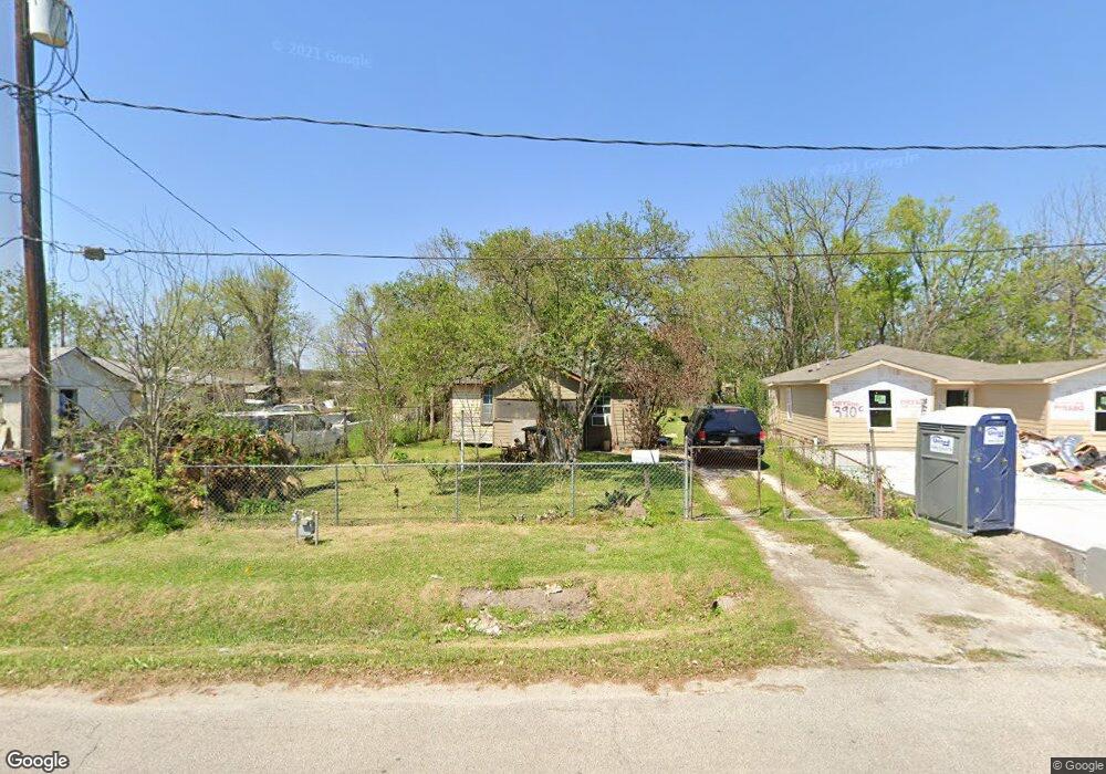 3905 King St, Houston, TX 77026 - photo 1