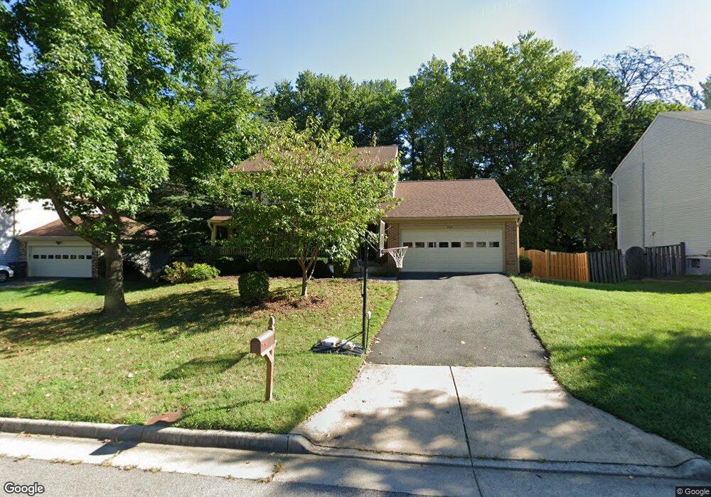 6303 Summerday Ct, Burke, VA 22015 - photo 1