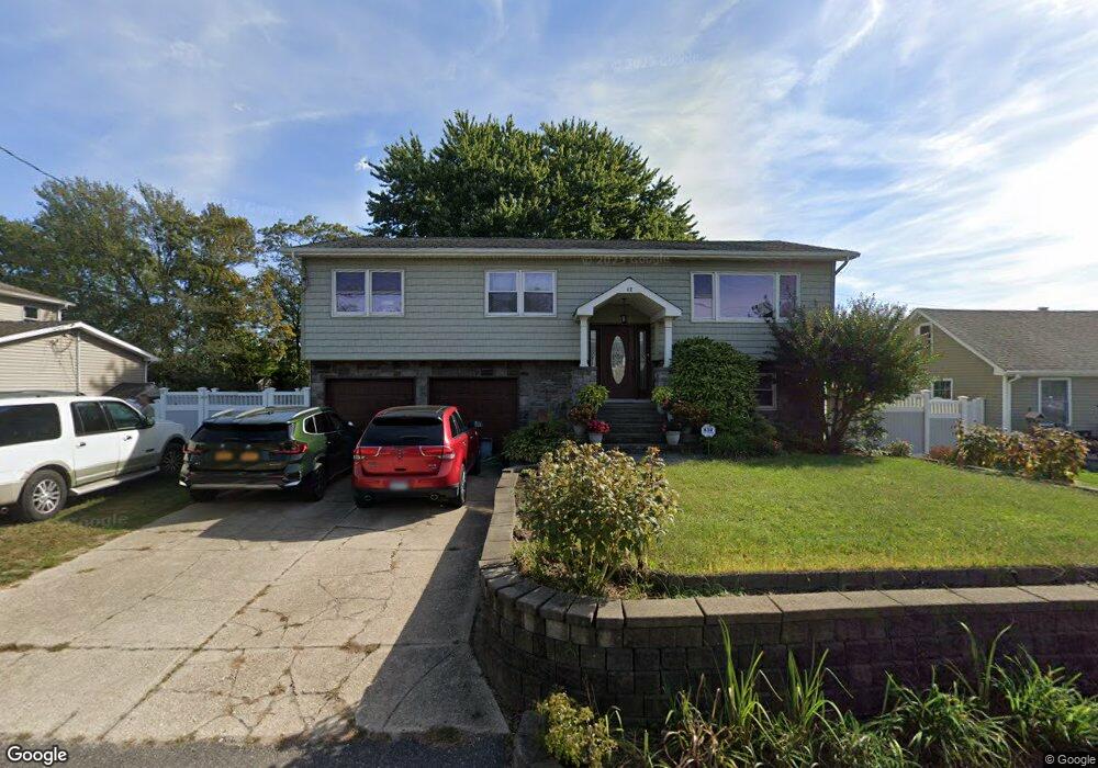 48 Moffitt Blvd, Islip, NY 11751 - photo 1