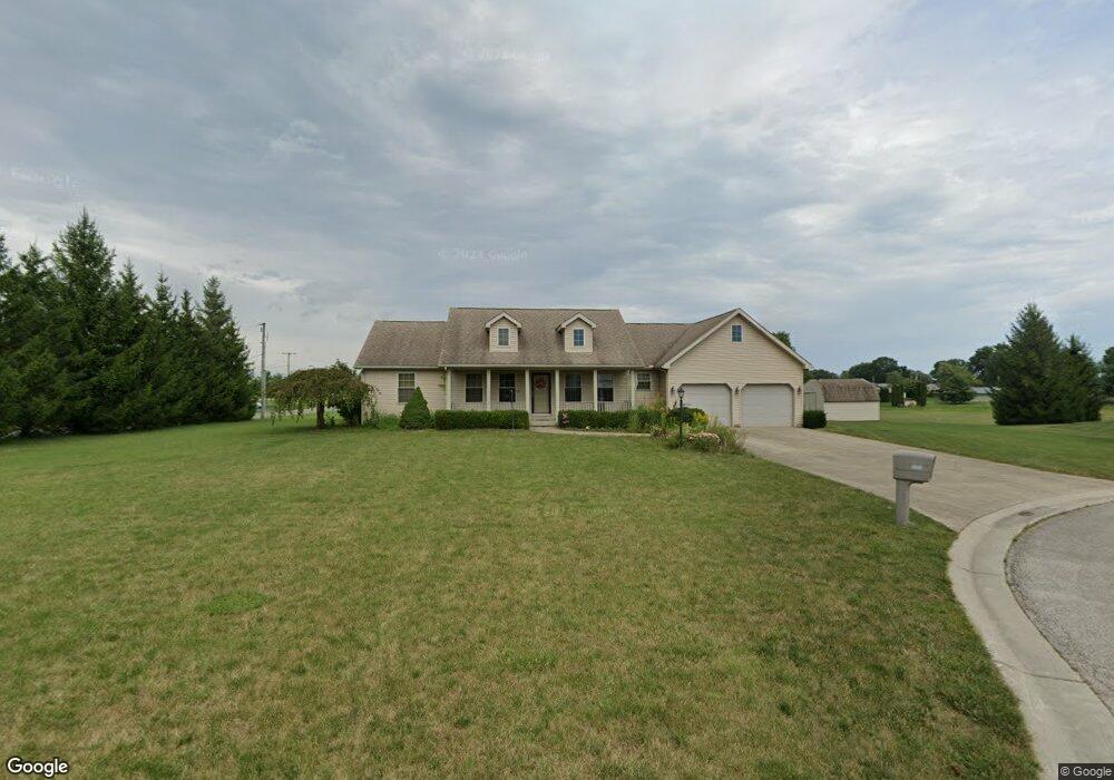 1302 Shelly Dr, Bucyrus, OH 44820 - photo 1