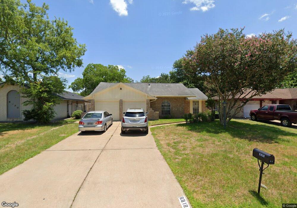 8818 Charney Ln, Houston, TX 77088 - photo 1