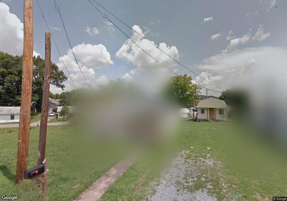 906 E Lakeview Dr, Johnson City, TN 37601 - photo 1