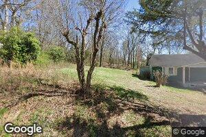 28 Oak St SE, Lindale, GA 30147