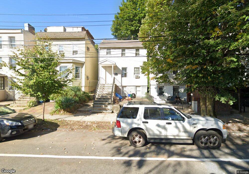 82 Targee St, Staten Island, NY 10304 - photo 1