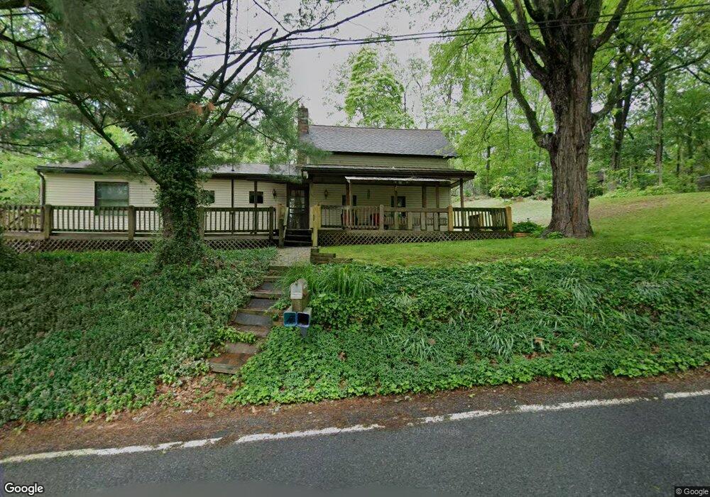 4 Spring Hill Rd, Hereford, PA 18056 - photo 1