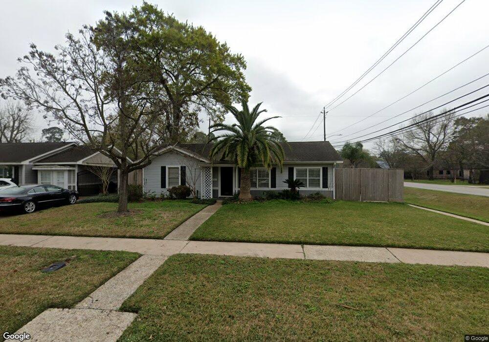 1729 Chantilly Ln, Houston, TX 77018 - photo 1