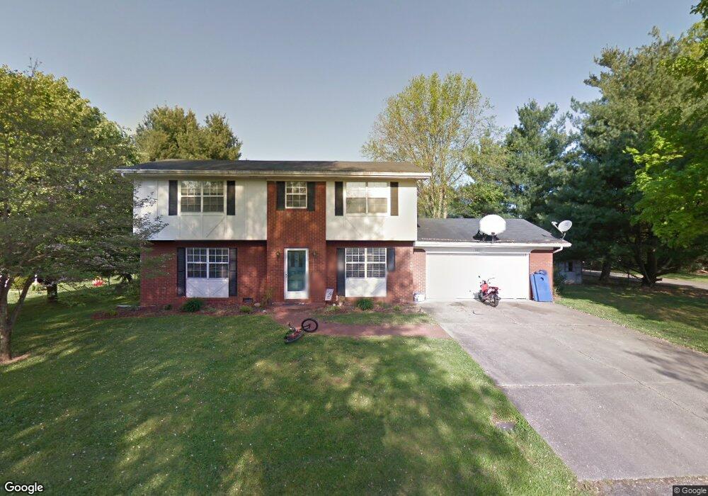 1417 E Calumet Dr, Worthington, KY 41183 - photo 1