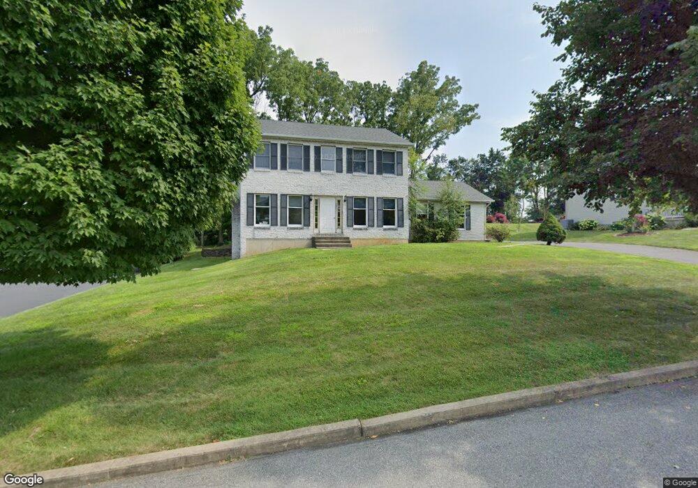 1640 Coventry Ct, Bethlehem, PA 18015 - photo 1