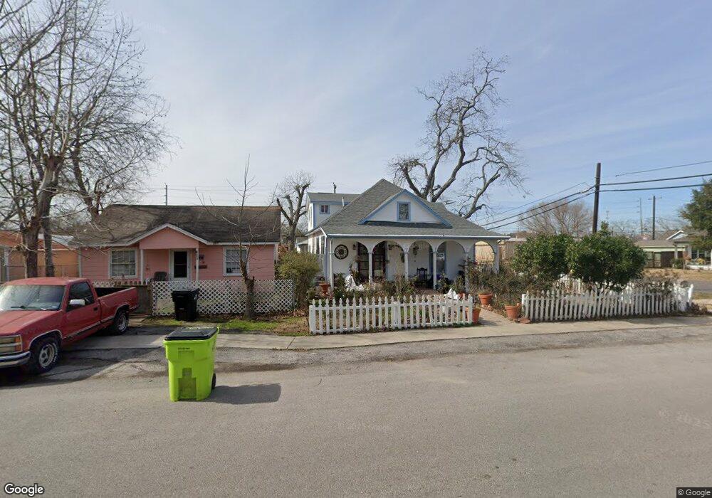 1300 2nd St, Rosenberg, TX 77471 - photo 1