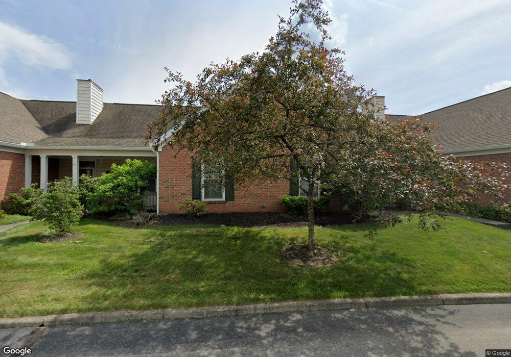 719 Winding Ridge Dr unit 719, Columbus, OH 43213 - photo 1