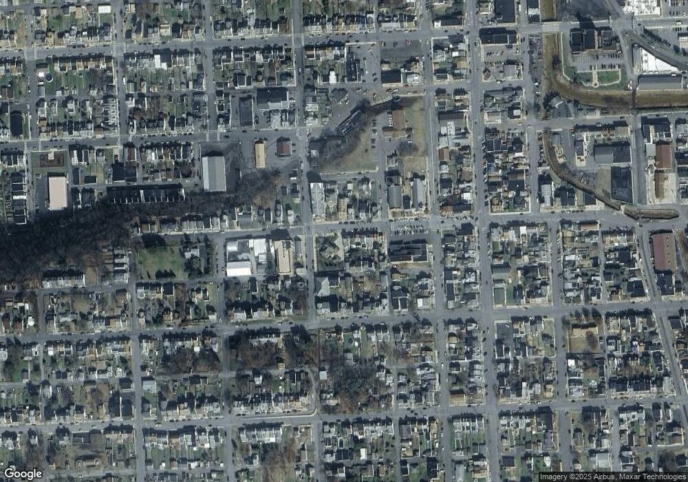 850 W Chestnut St, Coal Township, PA 17866 - photo 1