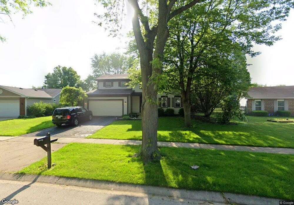 1020 Fox Run Ln, Algonquin, IL 60102 - photo 1