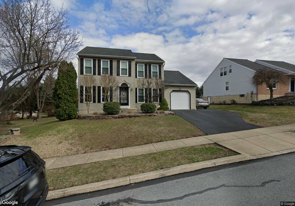 37 Rim View Ln, Reading, PA 19607 - photo 1