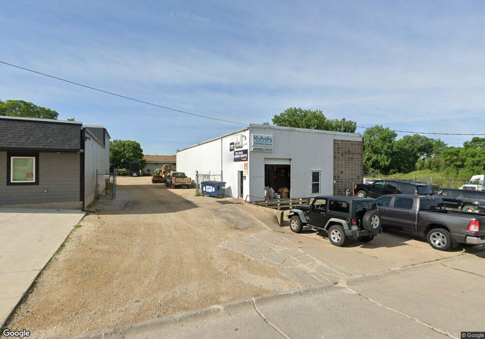 3139 W 73rd St, Davenport, IA 52806 - photo 1