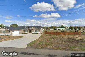 419 N Hunt St, Athena, OR 97813