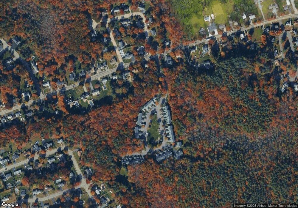 3 Robin Ln unit 3,1, Rockland, MA 02370 - photo 1