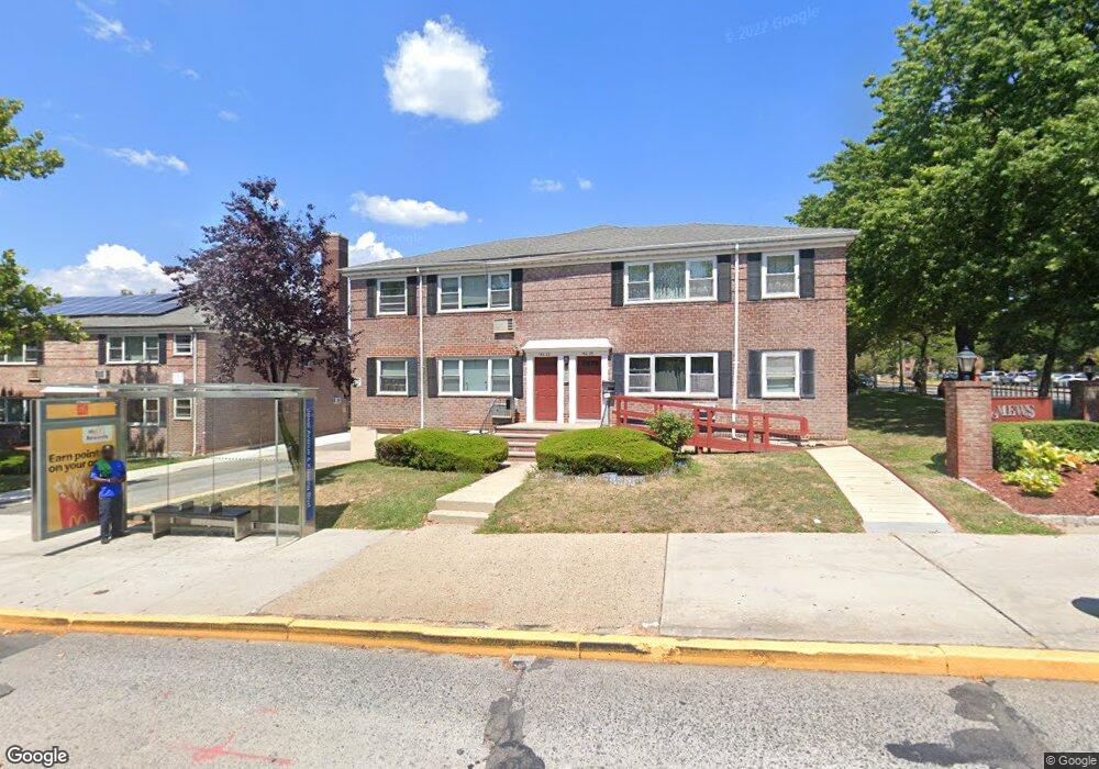 15283 Jewel Ave unit 142B, Flushing, NY 11367 - photo 1