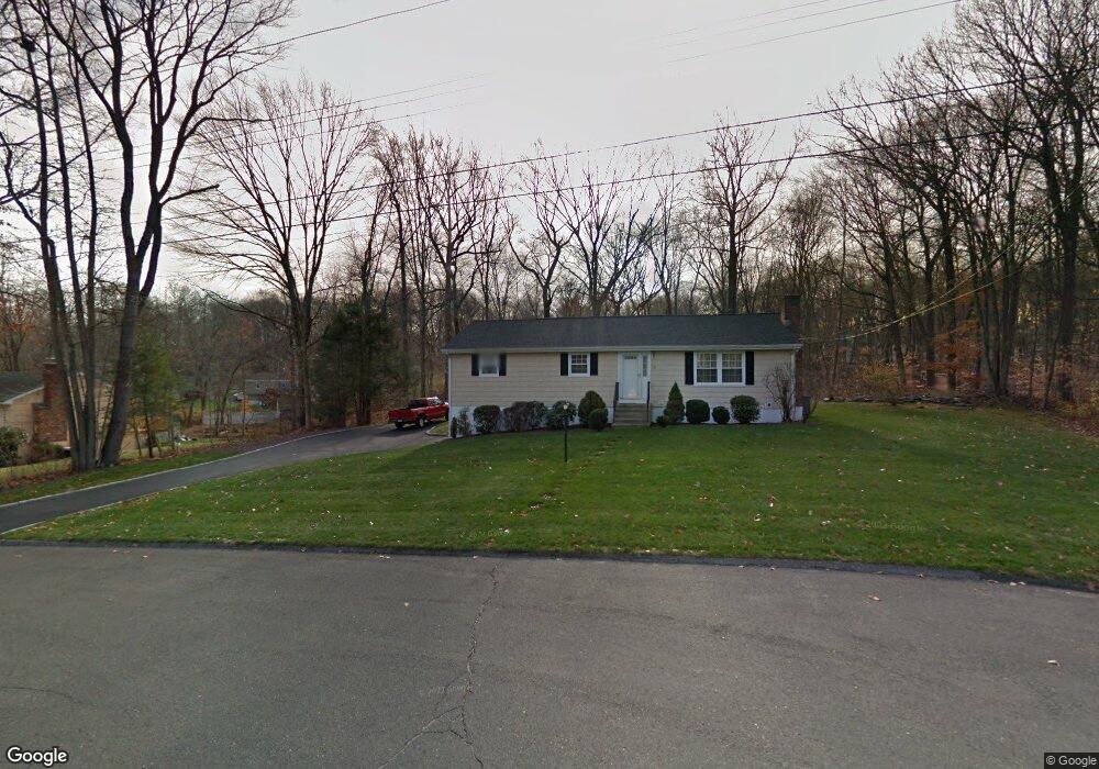 30 Crocus Ln, Trumbull, CT 06611 - photo 1