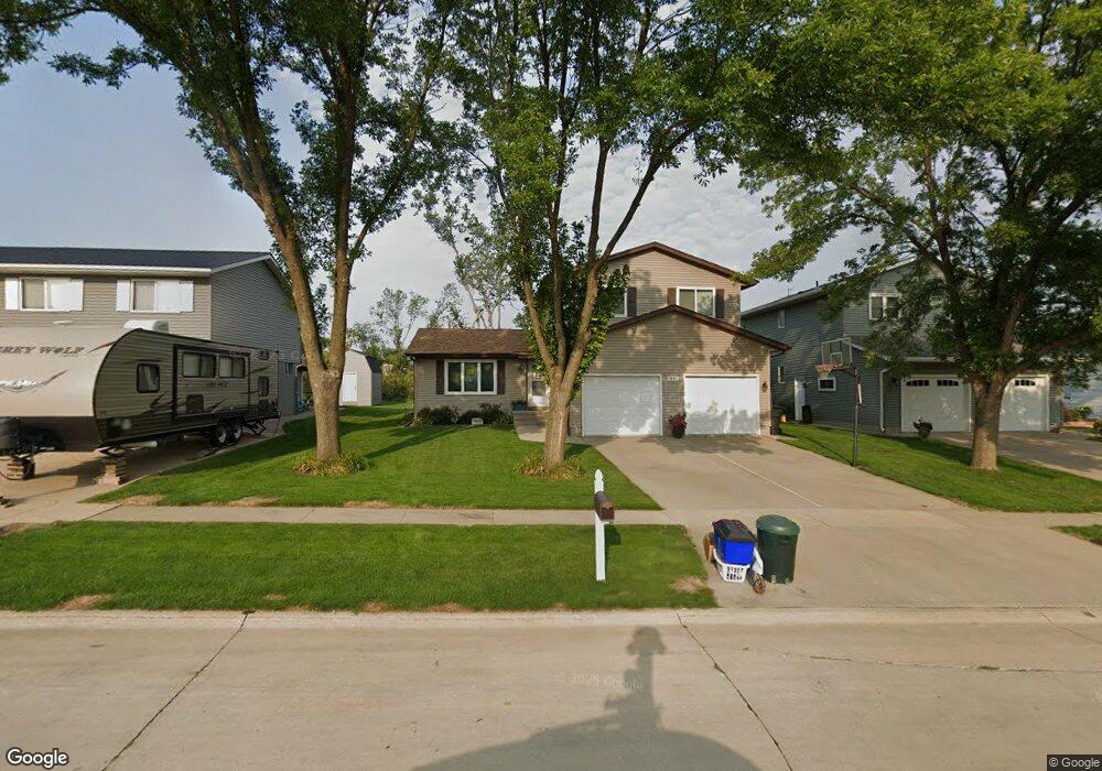 1350 S 15th St, Marion, IA 52302 - photo 1