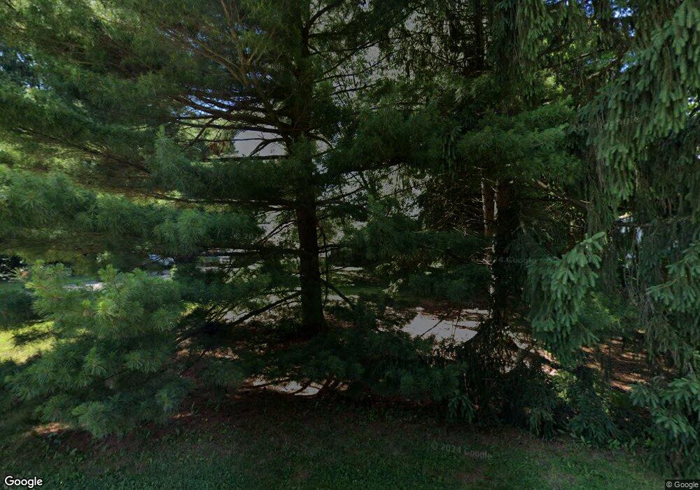 4538 Walburn Rd, Columbus, OH 43232 - photo 1