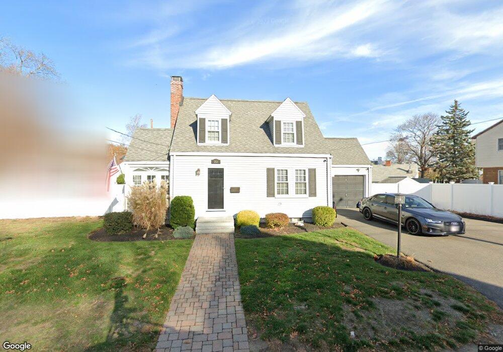 20 Sunnyside Park, Saugus, MA 01906 - photo 1