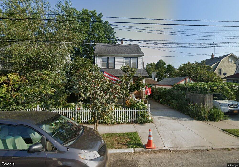 22412 92nd Ave, Queens Village, NY 11428 - photo 1